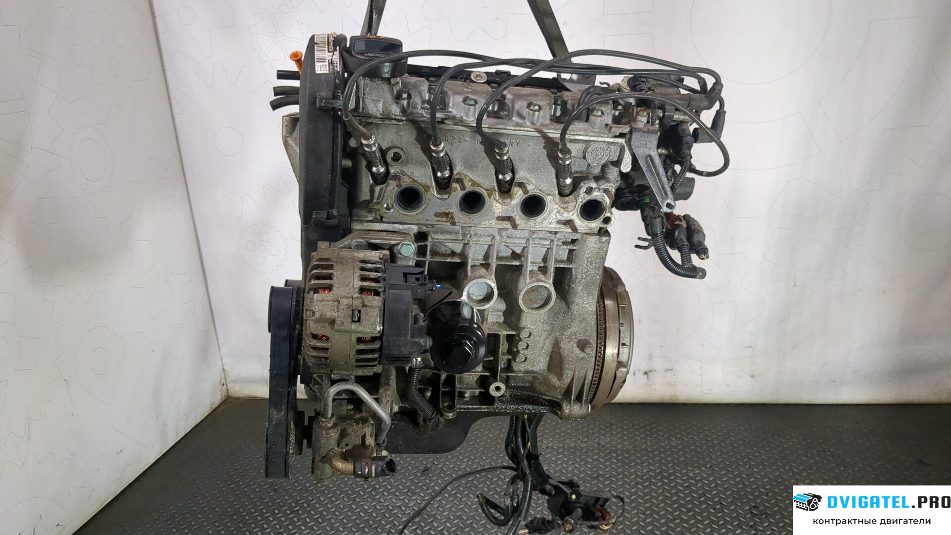 Двигатель Volkswagen Lupo AUC 1 л., Бензин, Инжектор, артикул 8982364
